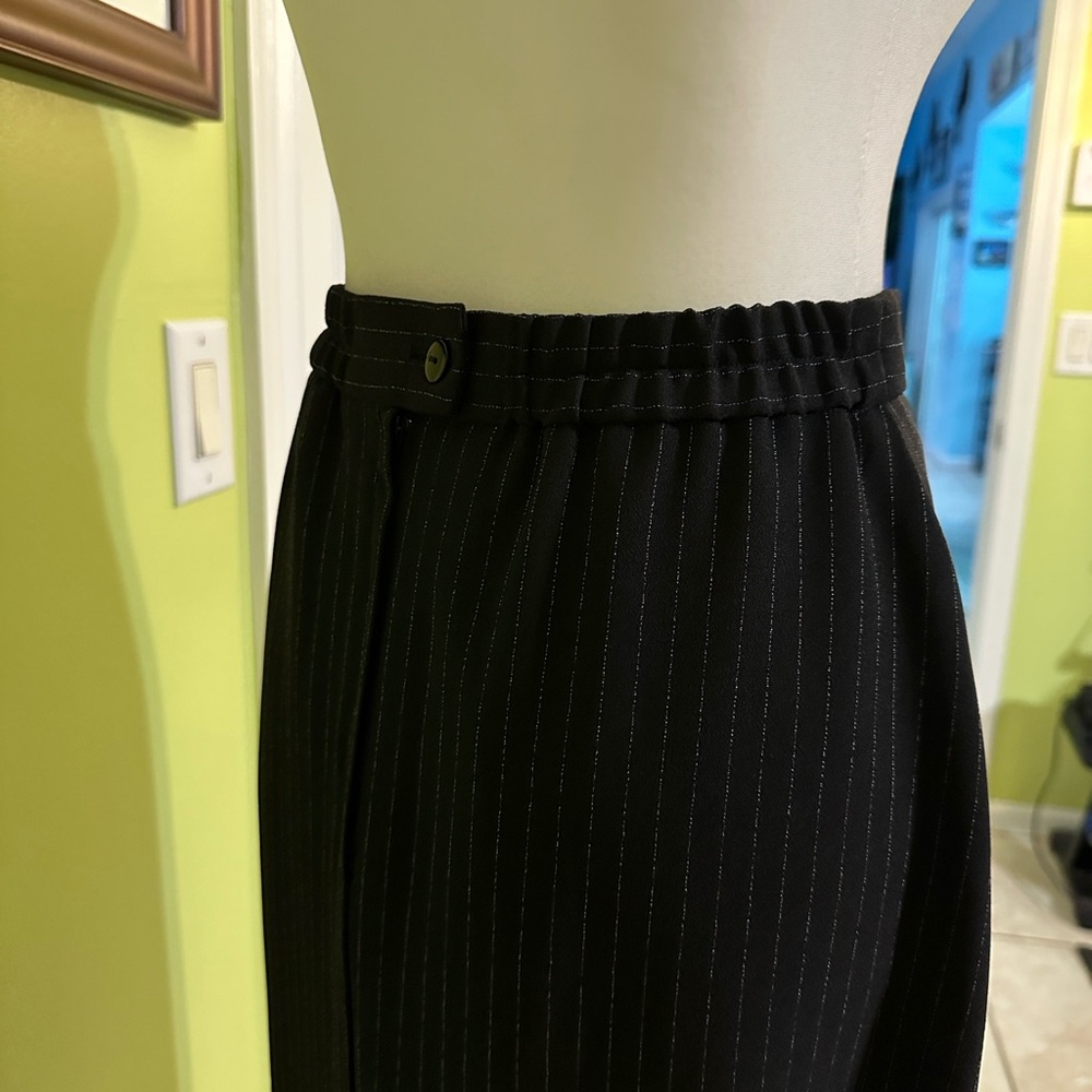 Vintage Joseph Ribkoff Pin Stripe Skirt and Matching Jacket - Picture 13 of 14